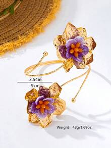 1pc Vintage Gilded Purple Flower Open Cuff Bracelet, 3D Floral Metal Arm Decor Bangle, Vacation Style - Golden Yellow - View 2