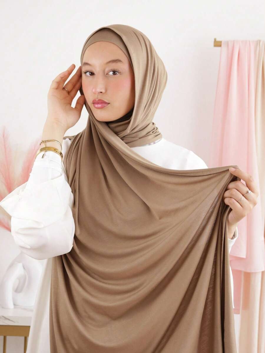 1pc Solid Color Soft Knitted Long Hijab, Elastic Solid Color Muslim Prayer Headscarf, Simple Conservative Abaya Accessory - Khaki - View 1