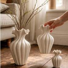 1pc Exquisite Vase, 12cm Height, Compact And Elegant, Suitable For Desktop Display, Suitable For Dried Flowers And Fresh Flowers, Rough Matte Surface Design, Fashionable And Novel, Modern Style, Suitable For Young People - 1PC - View 2