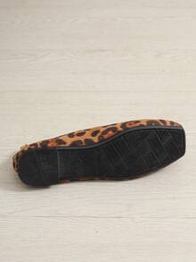 Zapatos planos para mujer cómodos y versátiles de primavera/otoño, con estampado de leopardo multicolor, sin cordones y de caña baja - marrón amarillento - Ver 5
