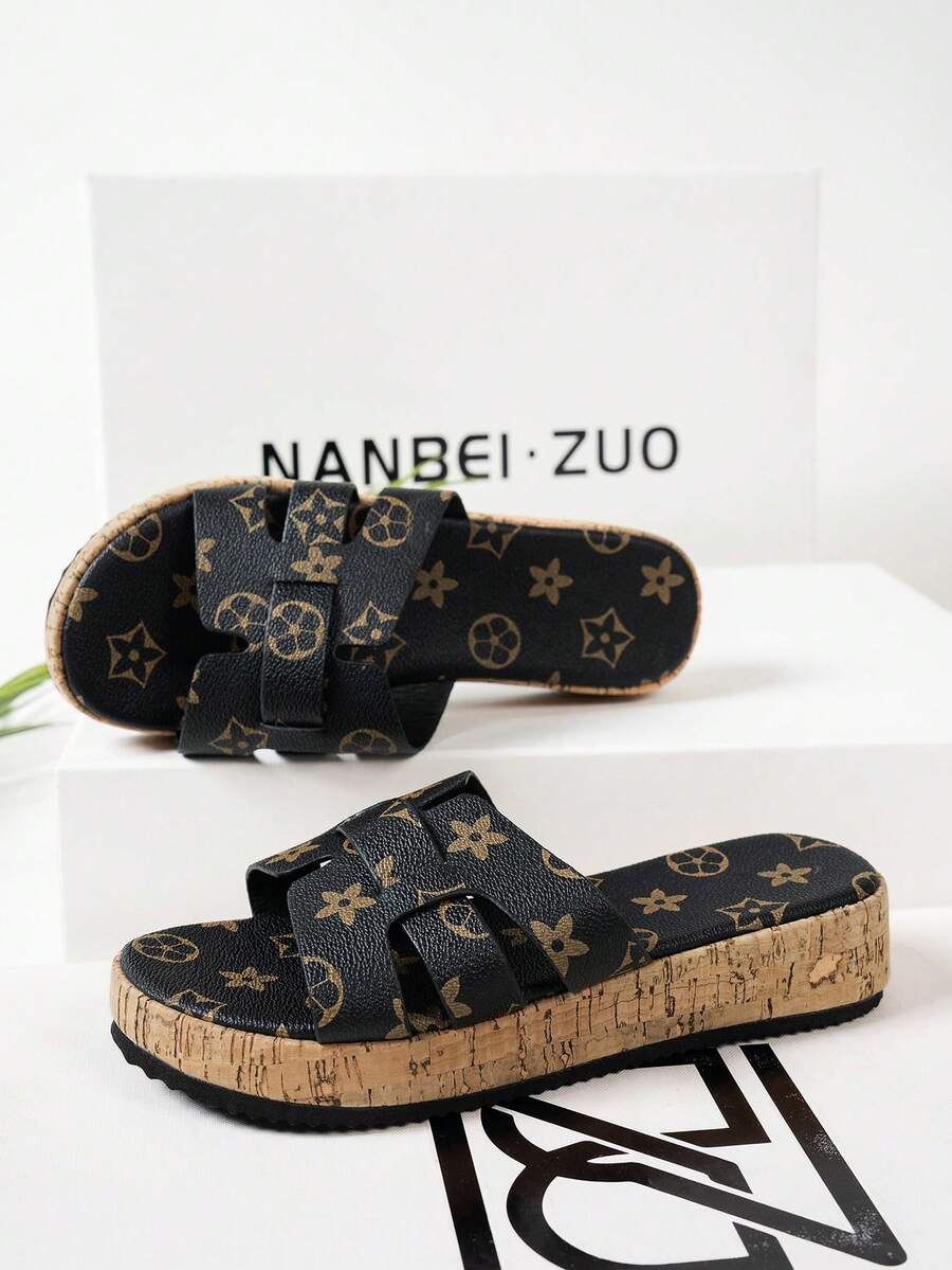NANBEI ZUO Fashion Classic Random Floral Pattern Printed Women's Thick Sole Slide Sandals, Summer New Style Personalized Faux Wood Grain Sole Beach Vacation Style Sandals, Indoor/Outdoor Casual Versatile Wedge Slide Sandals - Black - View 1