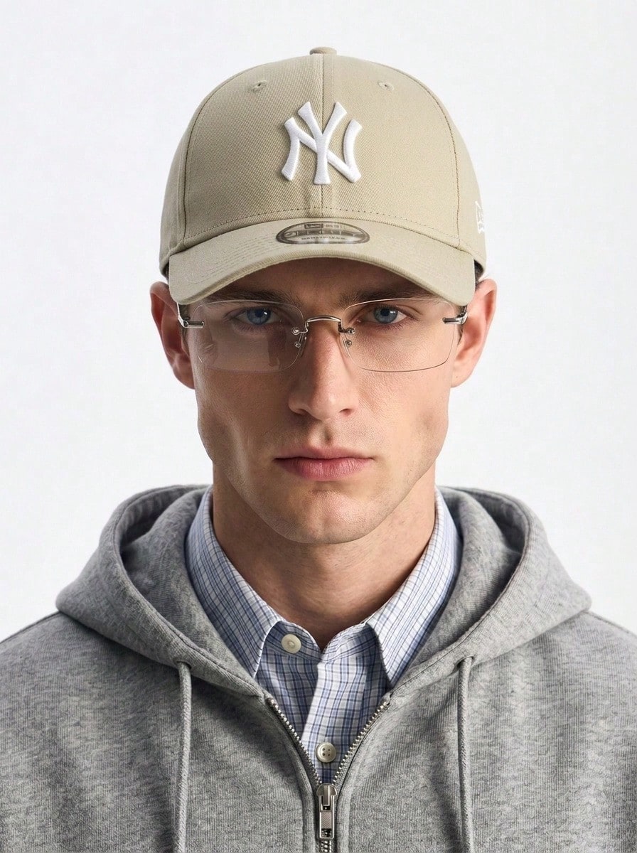 New Era 9Forty Women's Cap Beige - Creme - View 1