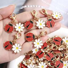 5-10pcs Insect Keychain Pendant Daisy Insect Holiday Gift Bag Charm - View 5