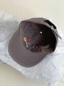 1pc American Brand Color Block Flat Brim Hip Hop Baseball Cap For Women, Personalized Versatile Soft Crown Peaked Hat, Street Dance Embroidered Flower Design, Face-Slimming Flat Brim Baseball Cap For Women, Niche Designer Street Fashion Versatile Hip Hop - Multicolor - View 7
