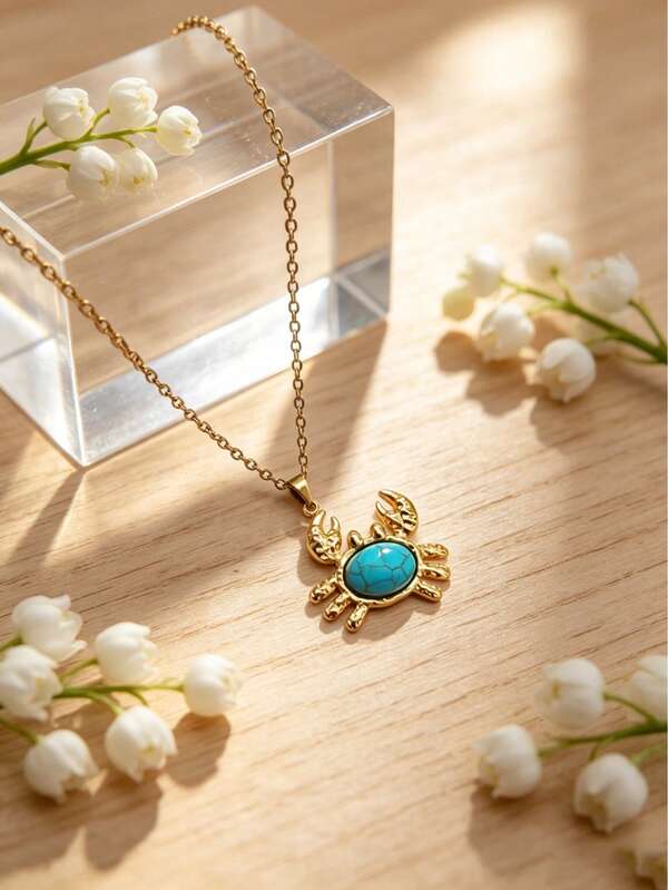 1pc Natural Style Stainless Steel Gold Plated Crab Pendant Necklace, Unisex, Suitable For Daily Wear And Vacation, Minimalist Luxury, Fashionable And Versatile