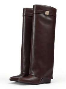 Luxury Fashion Women Fold Over Pointy Pull-On Shark Boots Women Wide Calf Padlock Boots Nightclub Elegant Shoes - 棕色 - 查看 2
