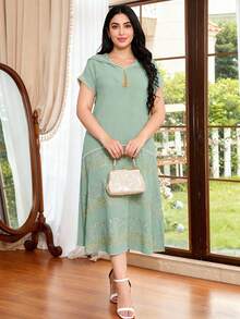重工刺繡阿拉伯女款夏季綠色優雅長裙 JALABIA 金色流蘇連帽優雅大方夏季休閒派對穿搭 - 綠色 - 查看 2