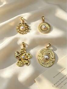 Luxury Vintage Engagement Style 3D Sun Pattern Daisy Flower Pearl Stainless Steel DIY Pendant, Hammered Texture Gold Pendant, Waterproof Sweat-Resistant Non-Oxidizing, Suitable For Graduation Party, Engagement Party, Wedding, Indoor Concert, Luxury Dinner, Can Be Paired With Various Pendants For Layering, Anniversary Gift For Girlfriend, Mom High-End Commemorative Accessory - Multicolor - View 3