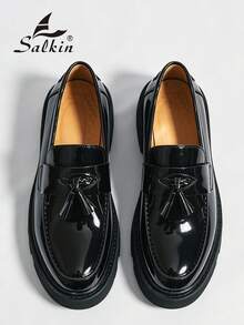 Salkin 新款英式設計男士粗齒厚底樂福鞋 流蘇式一腳蹬厚底鞋 平價品牌感 舒適圓頭 優雅紳士正式鞋 紳士商務漆皮亮面鞋 純色鞋面 防滑耐磨 加厚增高鞋底 日常休閒鞋 男士情侶約會出遊 百搭派對宴會婚禮時尚新郎鞋 男士社交鞋 假期禮物 全季適用 - 黑色 - 查看 8