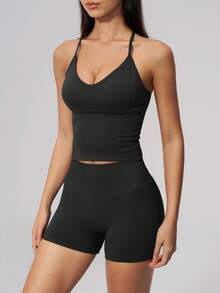 NcmRyu Conjunto deportivo de mujer de un solo color con espalda en Y, hebilla de metal ajustable, tirantes de espagueti, shorts acanalados de cintura alta - Negro - Ver 3