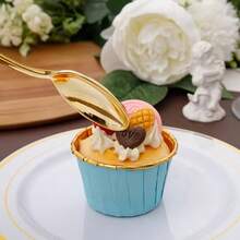 1套金色叉子與湯匙餐具組，皇家甜點套裝。燕麥匙、咖啡匙、優格匙、沙拉叉，高品質，適用於重大活動、派對、婚禮、生日、晚餐以及新家/廚房/廚房/廚房/餐廳/餐廳/咖啡店/派對，高品質，適用於派對、戶外活動、家庭聚會、婚禮、節日慶祝、蛋糕與沙拉場合。 - A - 查看 8