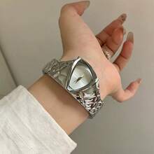 Reloj de cuarzo de lujo para mujer, caja asimétrica triangular, esfera con estrella cruzada, decoración de puntero minimalista, reloj de estilo vintage artístico único, un regalo de moda ideal/regalo de cumpleaños/opción de regalo festivo - Unitalla - Ver 8