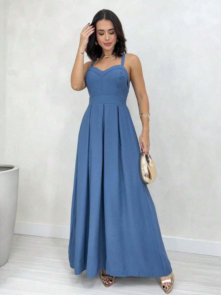 Long Dress With Adjustable Straps, Elastic Waist, Fits Sizes 36 To 44. Women's Elastic Dress With Adjustable Back, Sizes 36 To 44. Comfortable Elastic Waist Dress With Adjustable Straps. - 藍色牛仔褲 - 查看 1