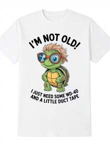 Turtle Print Tee With A Funny Anti-Aging Slogan. Unisex, Comfortable Crew Neck Design, Excellent Gift For Christmas, Halloween, And Birthday Parties. - 白色 - 查看 1