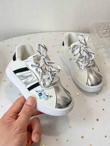2026 Spring/Autumn New Children's Fashion Floral Embroidery Shoes - Silver - View 1