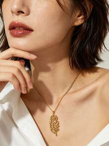 1 Set de Collar con Colgante y Pendientes de Diseño de Pluma Estilo Minimalista Elegante de Acero Inoxidable, Joyería para Mujer, Adecuado para Uso Diario o Asistir a Conciertos o Compromisos, Regalo Perfecto de Vacaciones para Mujeres - Amarillo Oro - Ver 5