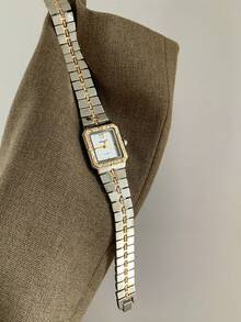 This Square Bamboo-Patterned Quartz Watch In Gold/Silver Is Suitable For Daily Wear, And Also Makes A Perfect Gift For Birthdays And Christmas. - Silver and Gold - View 5