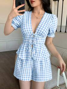 abyoxi 女款藍白格紋泡泡袖深V領繫腰百褶荷葉邊開襟上衣配高腰短褲兩件套，休閒甜美，適合日常穿著、居家、海灘度假，春夏襯衫短褲套裝 - 藍色 - 查看 3
