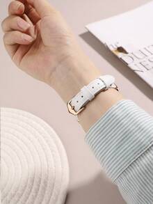 Correa de reloj de cuero para mujer para Versa 4/Versa 3/Sense 2/Sense - Diseño de nudo chino de diamante, correa delgada cómoda y resistente al sudor - Múltiples colores de moda disponibles - Se ajusta a muñecas de 5.5 a 8.3 pulgadas, perfecta para negocios, citas, bodas, fiestas y uso diario - Regalo exclusivo para mujeres, accesorio de correa de repuesto premium - Oro rosa blanco - Ver 6