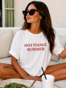100% Cotton Hot Wife Summer TShirt - Funny Newlywed Shirt |   Bachelorette Party Tee |   Honeymoon Top |   Bride Era2026-Cropped Graphic Tees Women - 白色5 - 查看 1