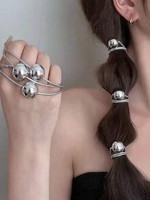 4pcs/Set Super Shiny Silver Spherical High Elasticity Rubber Band, Minimalist Premium Hair Tie, New Korean Style Ponytail Hair Accessory, Elegant Premium Ball Decoration Hair Tie, Women Princess Style Casual Hair Accessory, Photo Prop Hair Tie, Headwear, Fitness Sports Running Clothing Hair Tie, Outdoor Activities, Vacation, Travel, Clothing Accessories And Gifts - Regular Model - View 3