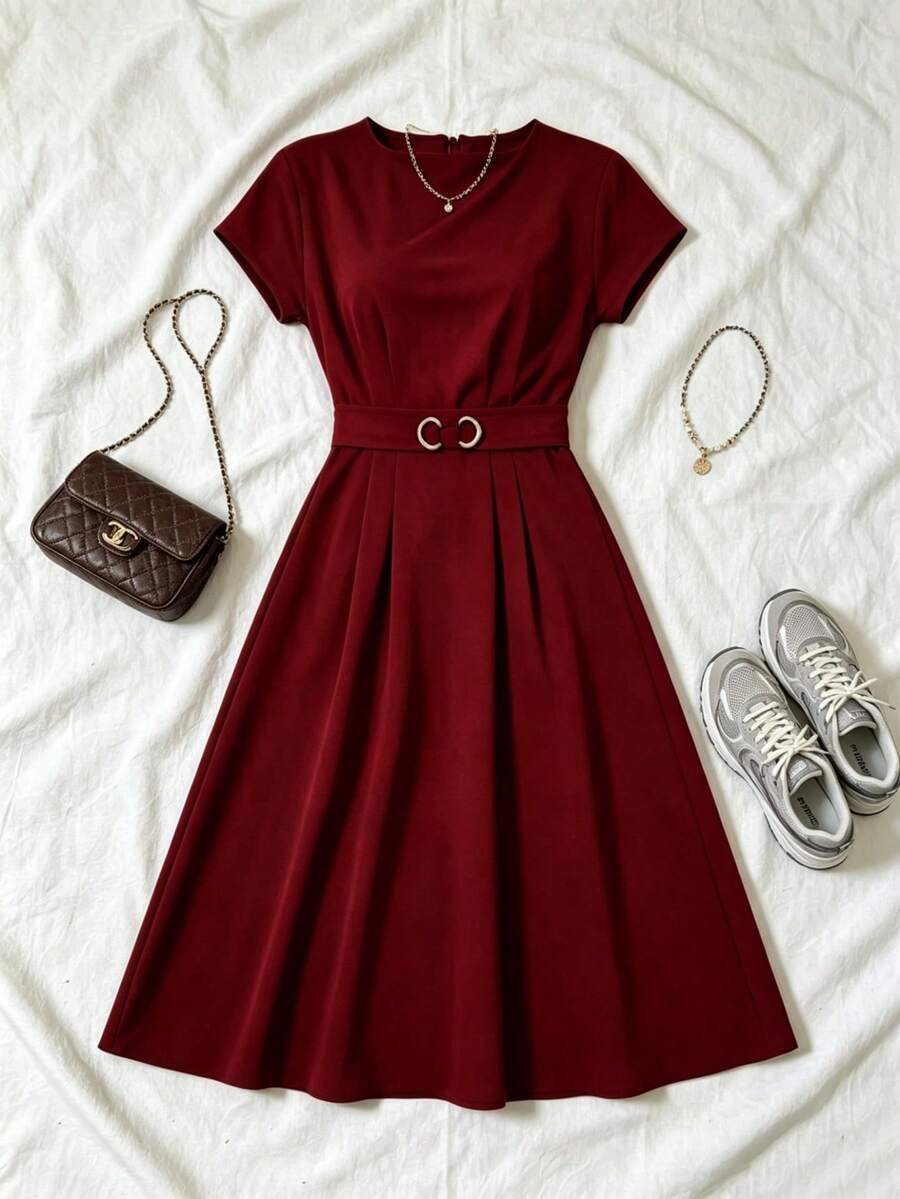 Vestido casual de mujer de cuello redondo y manga corta, vestido para mujer, vestido liso, vestido casual para el día a día, suave y cómodo. - Burdeos - Ver 1