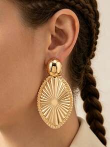 1 Pair Fashionable Exaggerated Water Drop Geometric Large Earrings With Embossed Sunburst Pattern, Party Banquet Accessory, High-End Style - Yellow Gold - View 2