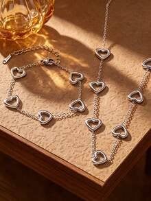 Gentle Hollow Heart Necklace And Bracelet 2 Pieces Set, Simple And Sweet French Girl Style, Suitable For Commuting, Dating, Vacation, European And American Influencer Style, Full Atmosphere When Worn As A Set, Perfect For Daily Wear Or Gifting - Heart-shaped Set - View 2