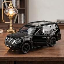 Mô hình xe Pajero hợp kim 1:32 xe địa hình SUV hai màu đen trắng, cửa mở được, vật trang trí xe mô phỏng chân thực - Nhiều màu - Xem 9