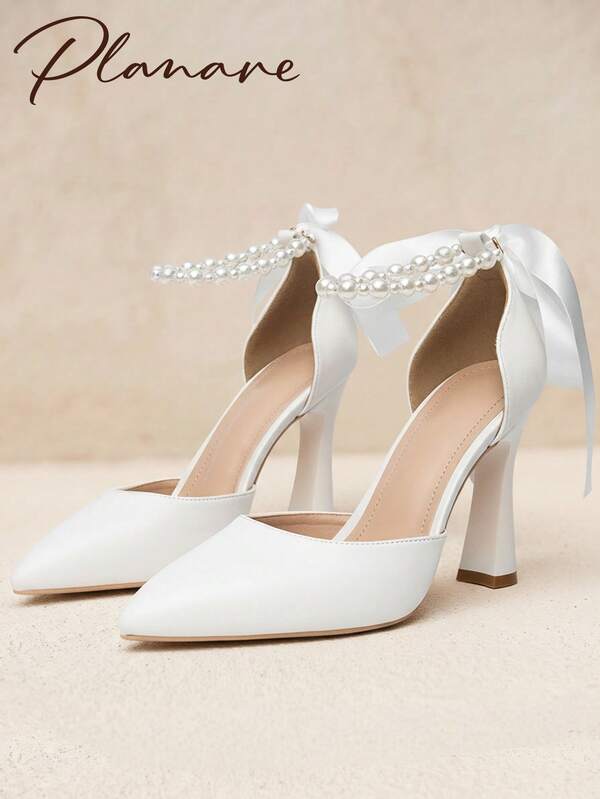 Sapatos femininos elegantes e populares de salto alto, brancos lisos, biqueira pontiaguda, laterais vazadas, estilo francês, com fivela de pérola, adequados para deslocações diárias, elegantes, banquetes, sandálias de salto alto versáteis e vazadas, versáteis para looks de rua e vestidos, sapatos femininos elegantes de salto alto, sapatos femininos brancos de salto alto, sapatos femininos confortáveis, sapatos femininos formais, sapatos brancos de salto alto, sapatos femininos de salto alto, sapatos femininos elegantes