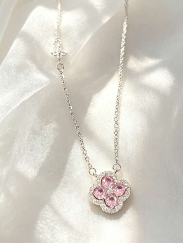 1pc Exquisite Cubic Zirconia Flower Pendant Necklace, Minimalist Clavicle Chain Jewelry For Women Daily Party Dating Gift