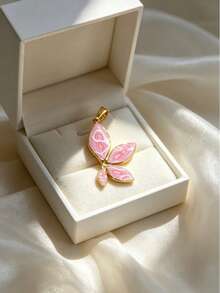 Ins Soft Sweet Girl Blogger Stainless Steel Peach Pink Butterfly DIY Pendant, Butterfly Heart Handmade Spring Commute Collarbone Necklace, Waterproof Sweat-Resistant Suitable For Sensitive Skin, Couple Floral Campus Class Matching, School Anniversary Gentle Outfit, Dorm Simple Daily Accessory, Spring Summer Peach Girl Style Jewelry Gift For Friends And Girlfriend - Multicolor - View 4