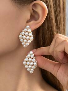 1 Pair Elegant Pearl Rhombus Women's Earrings For Daily Wear, Dating And Commuting - White - View 8