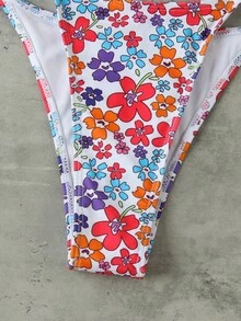 女款優雅春夏海灘度假紅色花卉圖案性感掛脖休閒比基尼套裝，高彈性泳衣 - 彩色 - 查看 6