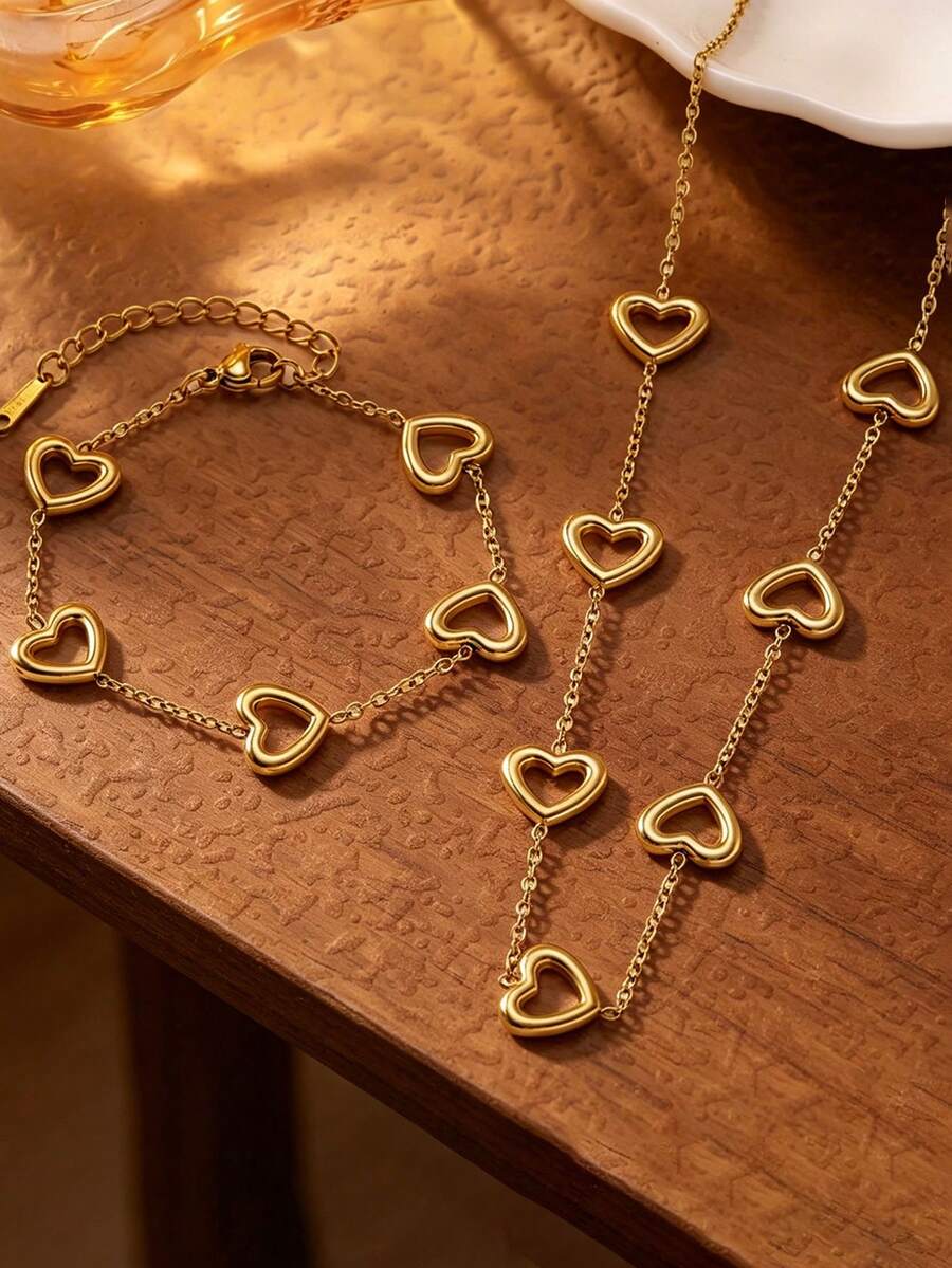 Gentle Hollow Heart Necklace And Bracelet 2 Pieces Set, Simple And Sweet French Girl Style, Suitable For Commuting, Dating, Vacation, European And American Influencer Style, Full Atmosphere When Worn As A Set, Perfect For Daily Wear Or Gifting - Heart-shaped Set - View 1