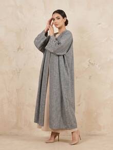 Hafizah 女款長款灰色編織布料 ABAYA 長袍，手腕長袖，飾有月亮刺繡細節 - 灰色 - 查看 4