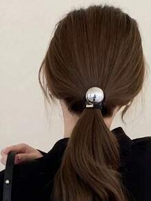 4pcs/Set Super Shiny Silver Spherical High Elasticity Rubber Band, Minimalist Premium Hair Tie, New Korean Style Ponytail Hair Accessory, Elegant Premium Ball Decoration Hair Tie, Women Princess Style Casual Hair Accessory, Photo Prop Hair Tie, Headwear, Fitness Sports Running Clothing Hair Tie, Outdoor Activities, Vacation, Travel, Clothing Accessories And Gifts - Regular Model - View 6