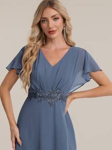 EVERPRETTY Elegante vestido de novia de la madre con escote en V y busto fruncido en color azul empolvado, vestido formal para invitada de boda de jardín, cena y ocasión - Neblina azul - Ver 6