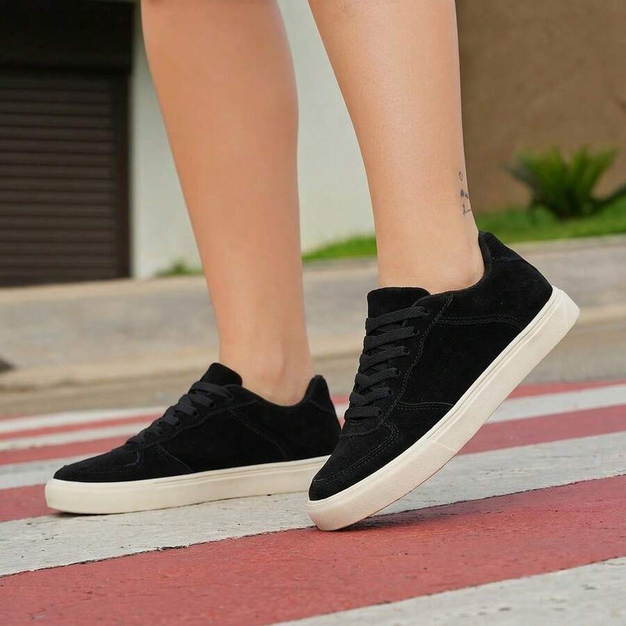 Comfortable Unisex Sneakers With A Classic And Versatile Design For Any Occasion. Immediate Shipping. - Black and White - View 1