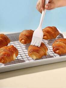 3 PiecesSilicone Baking Set, Manual Whisk, Multi-Function Cream & Egg Beater, Handheld Egg Beater, Kitchen Baking Tools Set, Silicone Brush/Oil Brush, Cream Scraper, Non-Stick Bread Spatula, Rubber Kitchen Jar Stirrer Scraper, Long Multi-Function Baking Silicone Scraper, Cream Cake Spreader - Multicolor - View 6