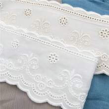 1/5碼 11cm寬 縫製布料蕾絲 刺繡服飾配件 鎖邊蕾絲 DIY窗簾 衣物縫製裝飾 家居裝飾 婚紗裝飾 初學者DIY衣物與縫製 - 多色E - 查看 3