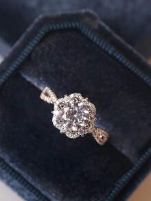 1 pieza Anillo elegante de alta gama con diseño floral, adornado con circonita cúbica y strass, para mujer, adecuado para compromiso, boda, banquete, fiesta, uso diario, regalo del Día de San Valentín - Plateado - Ver 6