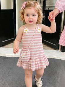 2pcs Baby Girl Vintage Pink Striped Spaghetti Strap Dress With Floral Decor Ruffle Hem & Adorable Bag Accessory Set - Pink - View 2