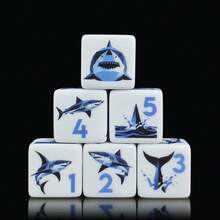 6件組鯊魚圖案D6骰子套組，白色六面立方體遊戲骰子，衝浪鯊魚與幾何海洋鯊魚設計，創意桌面遊戲派對禮物，適合海洋愛好者 - 彩色 - 查看 9