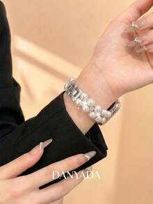 Bracelet/Bracelet de montre, style femme, bracelet à double rangée de perles et diamants de couleur starlight haut de gamme, bracelet réglable à perles et diamants de couleur starlight, compatible avec Apple Watch 38/40/41/42/44/45/46/49 mm, compatible avec Apple Watch Series Ultra3/2/1/Se/11/10/9/8/7/6/5 4/3/2/1, accessoire de mode haut de gamme - Gris pâle - Voir 3