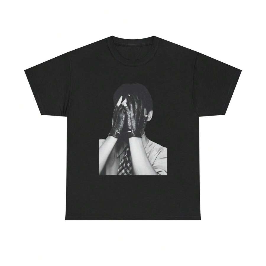 Camiseta con foto de B-t.sss con guantes negros | Camiseta Vintage con Retrato Noir - Negro - Ver 1