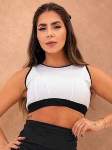 Women's Cropped Sports Fitness Top In Dry Fit Without Pads - White - View 2