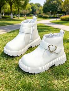 1 Pair Girls' Heart Button Boots, New Spring/Autumn Fashion Buckle Princess Boots, Korean Style Versatile Fashion Ankle Boots - White - View 2