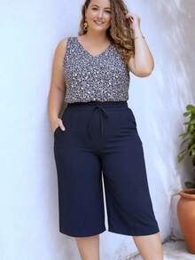 Women's Plus Size Pantacourt Trousers. Lightweight And Breathable Fabric With A Natural Texture. Summer Fashion. - 藏蓝色 - 查看 1