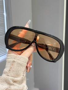 1 Pair Square Plastic Full Frame Design, Fashionable Lady Style, Best Friend Sunglasses, Suitable For Women's Vacation Outfits, Street Photography, Music Festivals, Parties And Other Occasions, Fashion Accessory, Suitable For All Face Shapes - Multicolor - View 3